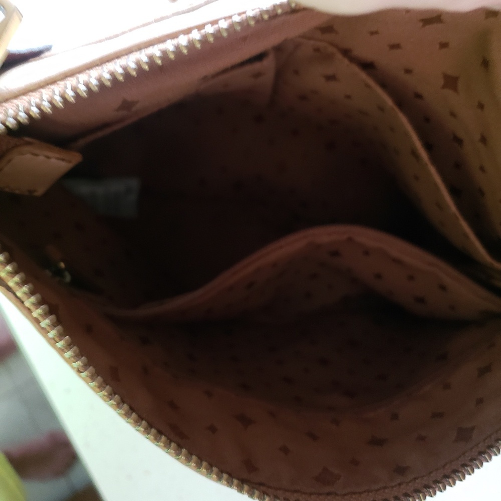 Fossil crossbody bag. - Picture 4 of 4